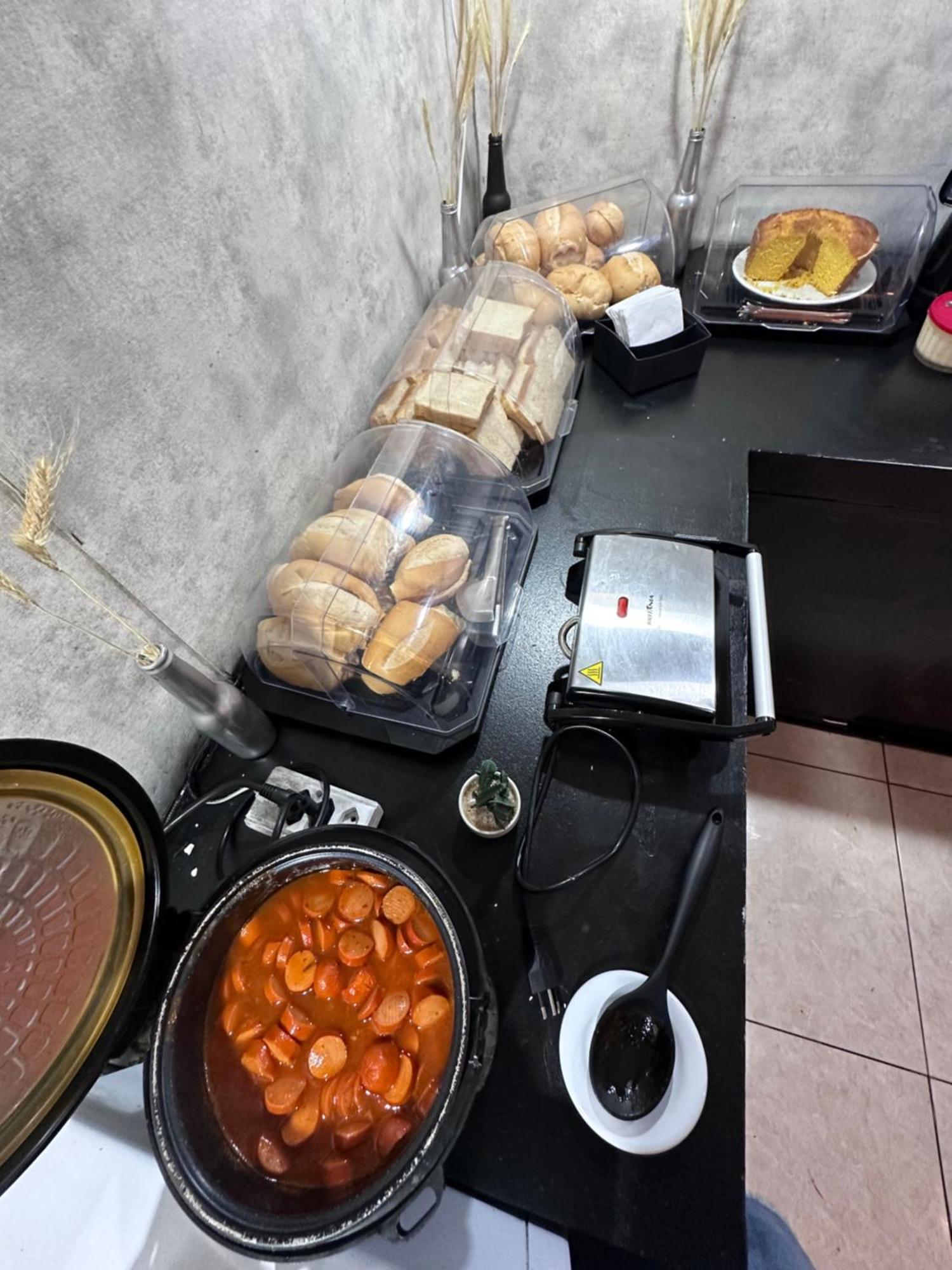 On Hostel II Gru Aeroporto Translado 24 Hs Guarulhos Kültér fotó