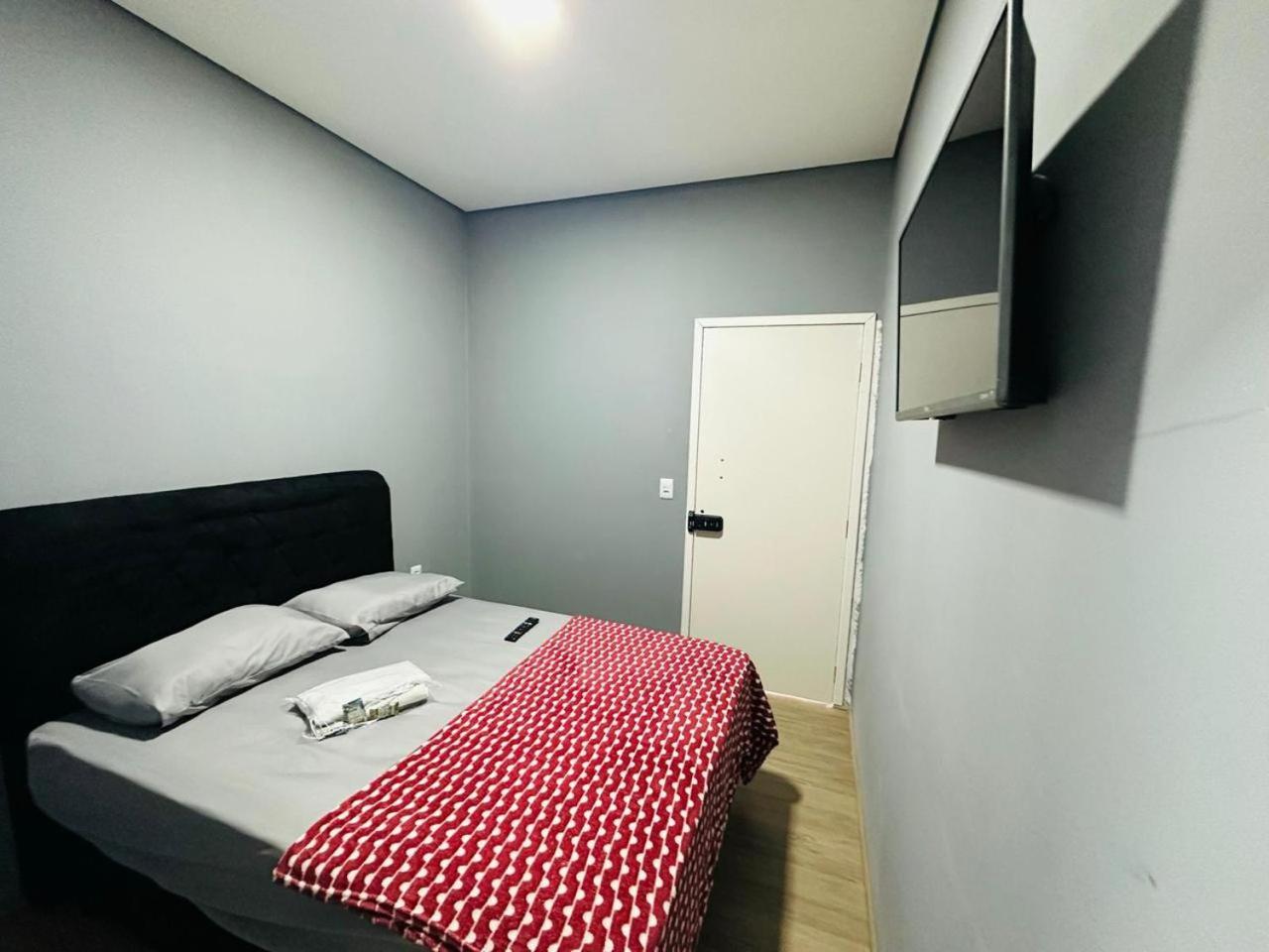 On Hostel II Gru Aeroporto Translado 24 Hs Guarulhos Kültér fotó